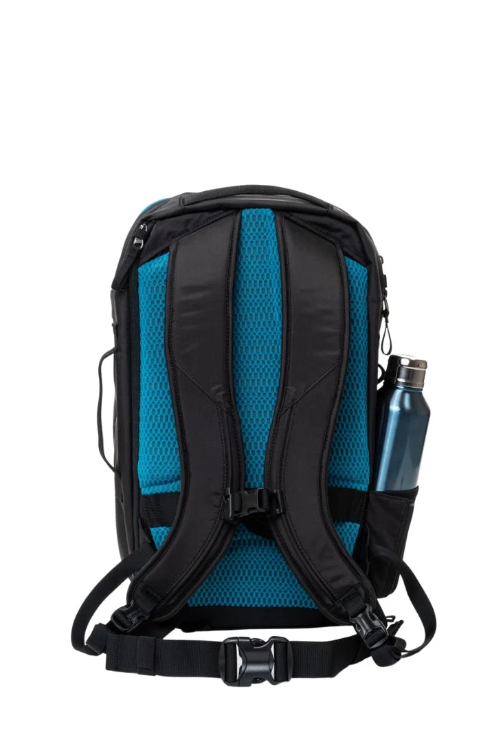 Ultimate Guard  Vago 28 Journey Rucksack